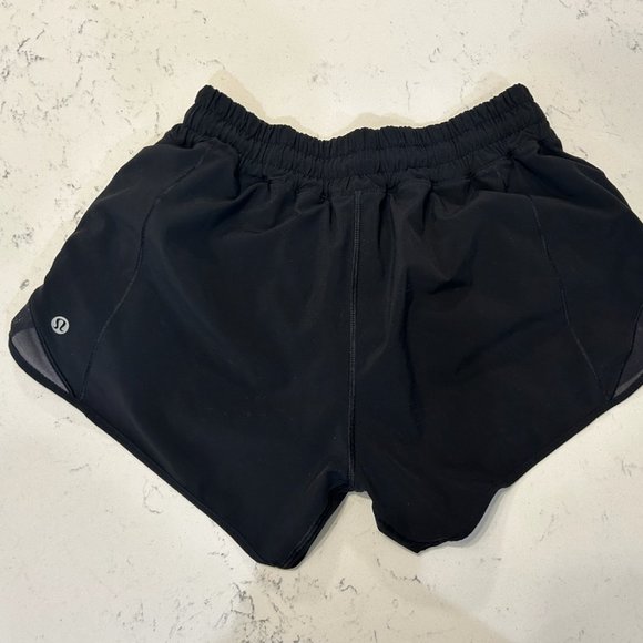 lululemon Hotty Hot Low-Rise Lined Short 4" - Picture 5 of 6